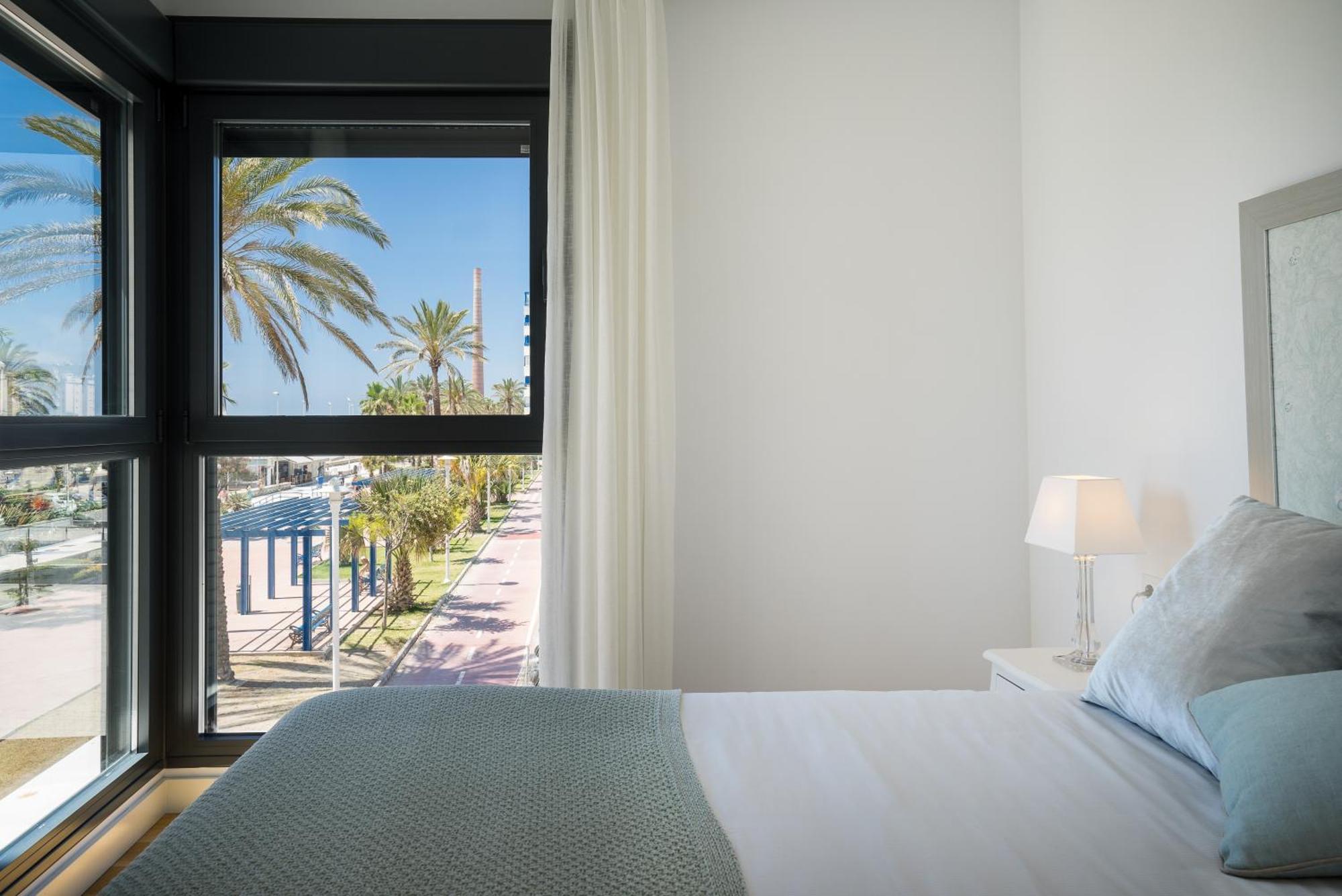 Gran Vivienda De Lujo Frente Al Mar Lejlighed Málaga Eksteriør billede