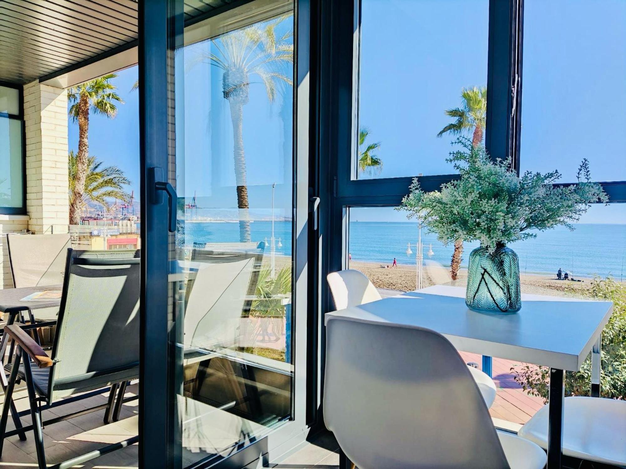 Gran Vivienda De Lujo Frente Al Mar Lejlighed Málaga Eksteriør billede